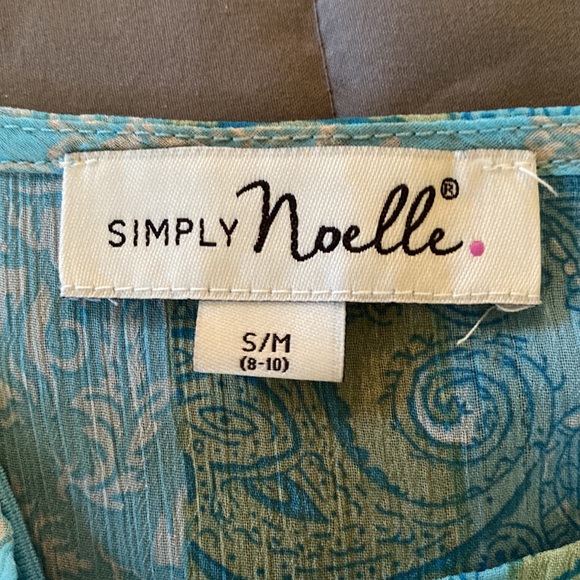 Simply Noelle flowy-fabric dressy tank top - Picture 8 of 8